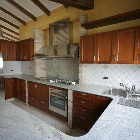 Palmetto Villa *